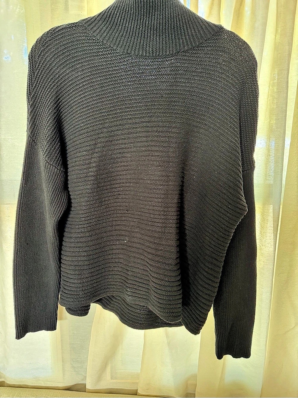 Helmut Lang Turtleneck Sweater in Black Size Small